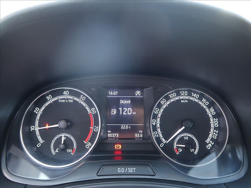 Škoda Fabia 1,0 TSi,70kW,1majČR,Serv.k,DPH - fotka 11 z 25