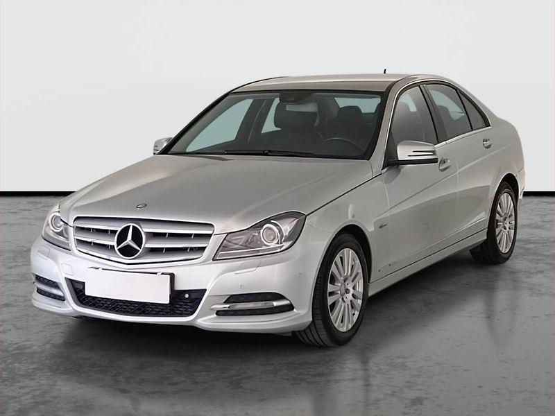 Mercedes-Benz Třídy C (2011) C 250 CDI 4MATIC, 4X4 - fotka 2 z 23