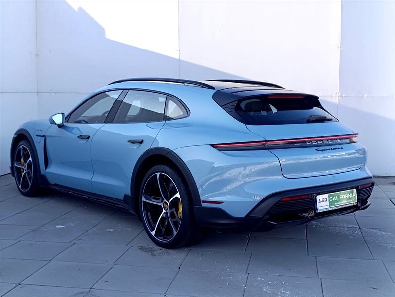 Porsche Taycan Turbo S 560kW Keramické Brzdy - fotka 10 z 47