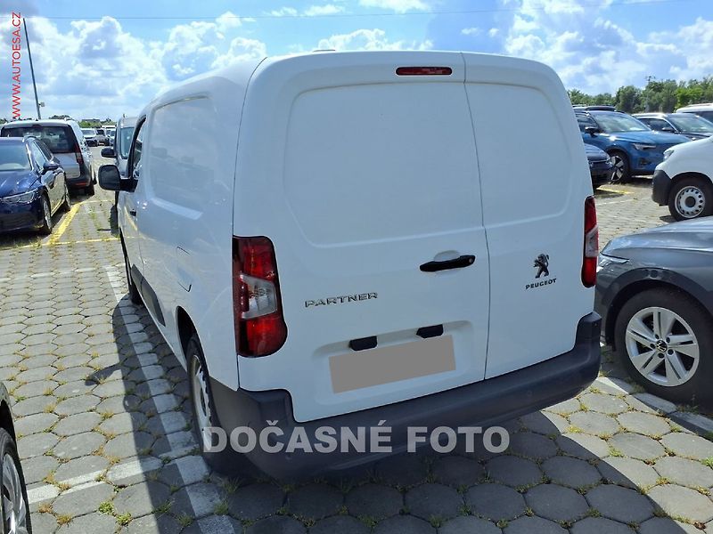 Peugeot Partner (2021) 1.5HDi MAXi DÍLNA, Premium - fotka 4 z 6