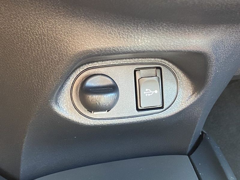 Toyota Yaris 1.5i, ČR, Trend, 2xKola - fotka 25 z 29