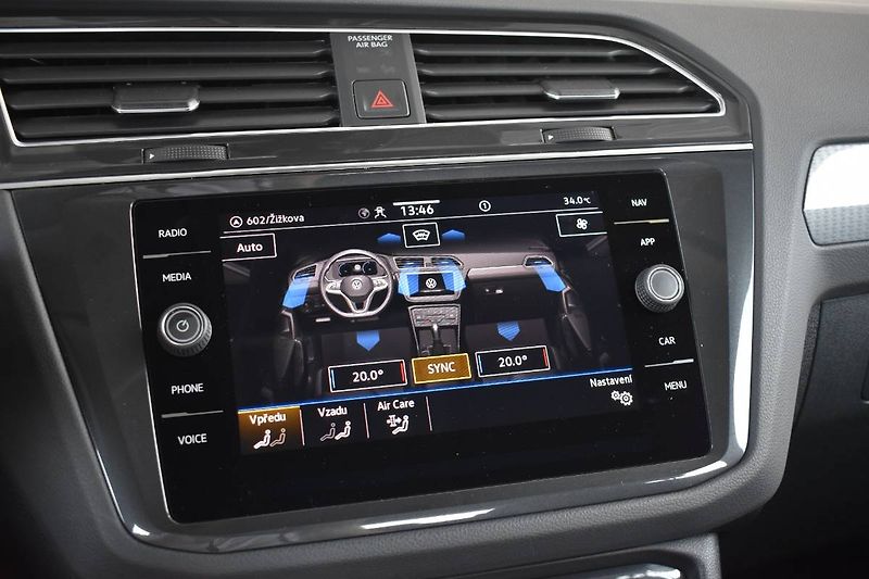 Volkswagen Tiguan (2022) 1.5TSI 110kW Manuál,LED - fotka 19 z 23