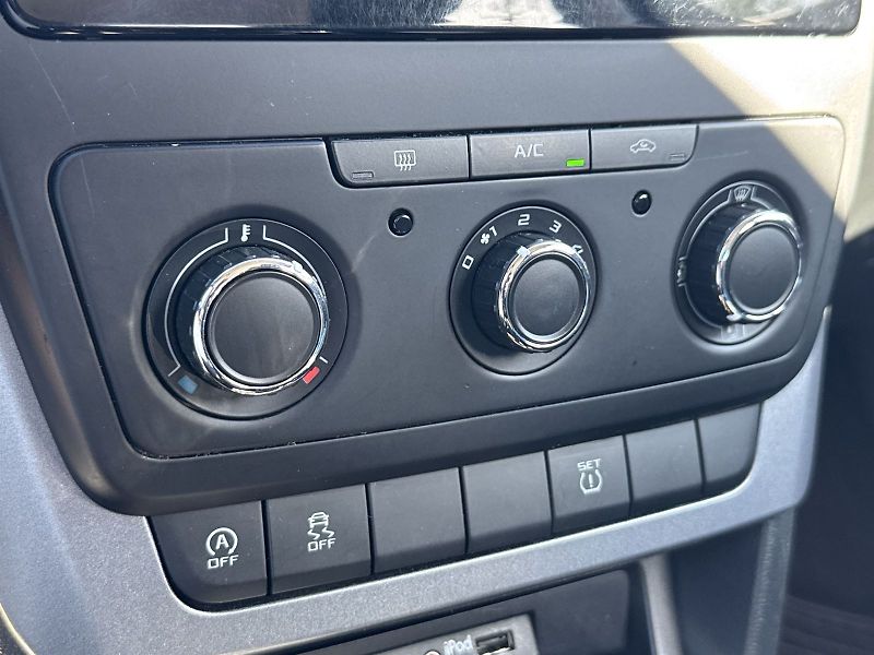 Škoda Yeti (2016) 2.0 TDI 4x4 Active - fotka 17 z 25