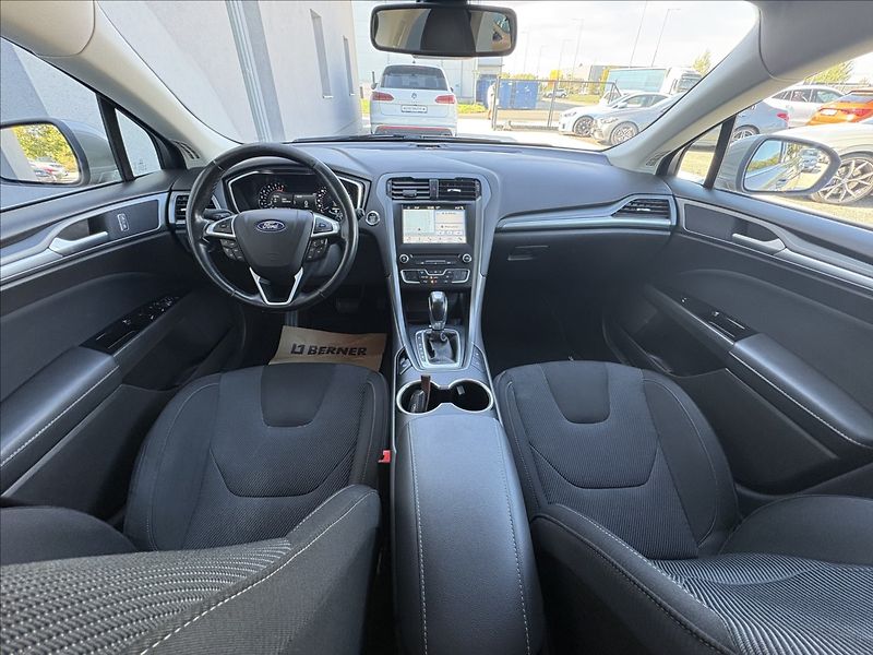 Ford Mondeo 2,0 110 kw ČR 1. maj servis - fotka 9 z 25