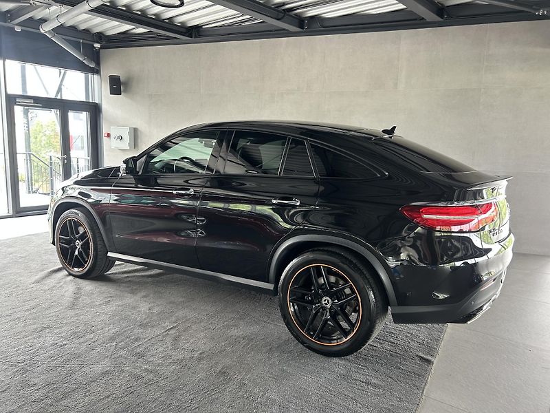 Mercedes-Benz GLE (2019) 400 4M coupé - fotka 4 z 33