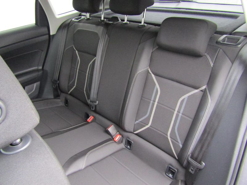 Volkswagen Taigo (2021) Style 1.0 TSI 81KW DSG - fotka 22 z 29