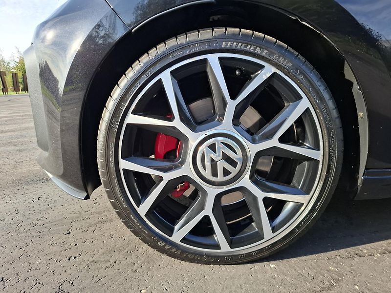 Volkswagen up! (2019) GTI 1.0TSi 85kW,aut.klima,senz - fotka 16 z 18