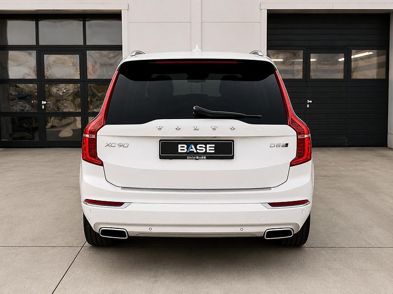 Volvo XC90 D5 AWD Inscription Polestar - fotka 5 z 29