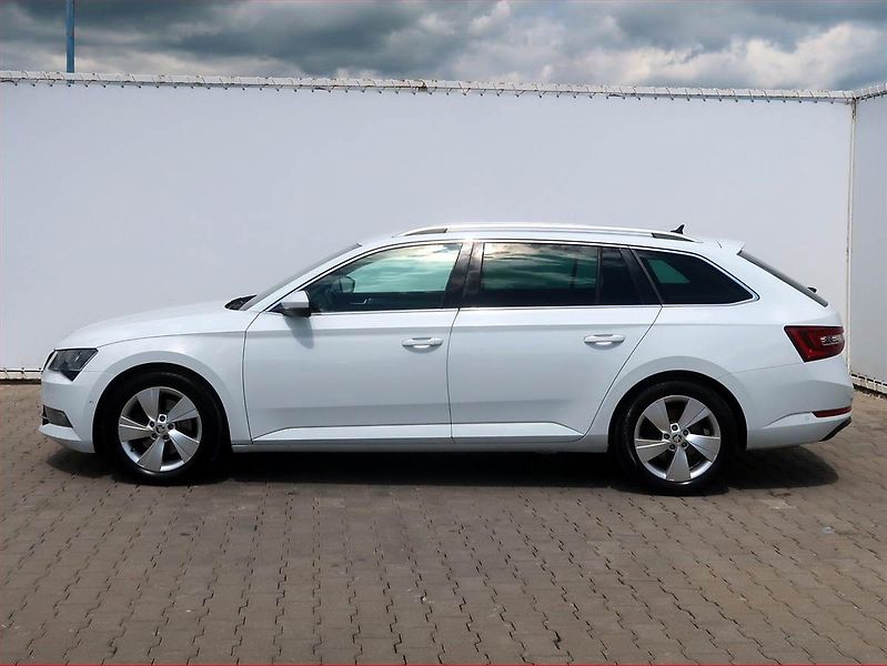 Škoda Superb (2016) Style 1.4 TSI, Automat, Navi - fotka 3 z 20