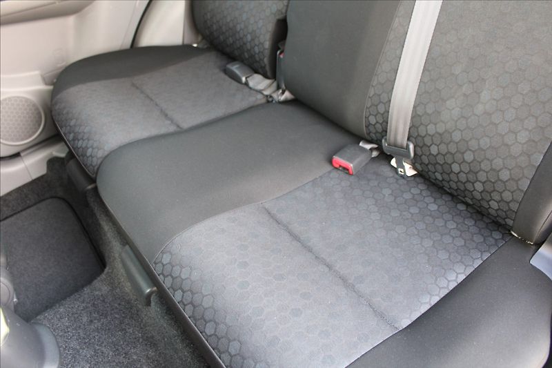 Suzuki SX4 1,6 VVT  4x4,KEYLESS,TAŽNÉ - fotka 20 z 33