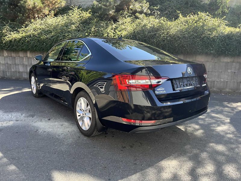 Škoda Superb 1.8 TSi 132 kW 50.000KM DSG - fotka 5 z 20
