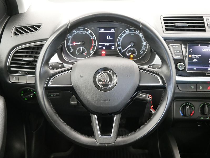 Škoda Fabia - fotka 16 z 26