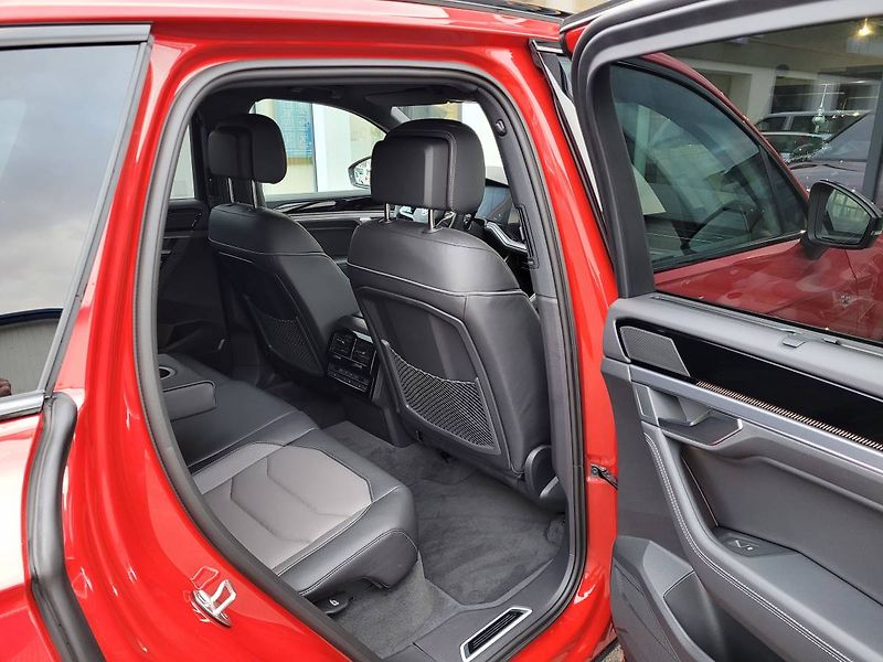 Volkswagen Touareg Final Edition R-Line  3,0 TDI - fotka 58 z 64