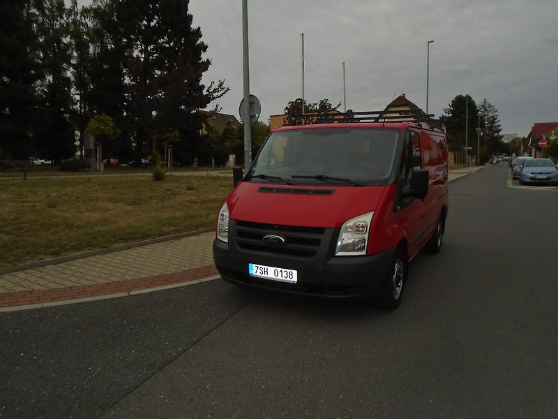 Ford Transit (2013) 2.2 TDCI, L1H1 - fotka 2 z 20
