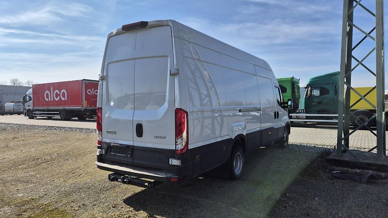 Iveco Daily (2025) 50C18HZ do 3.5t -3.0l plošina - fotka 4 z 10