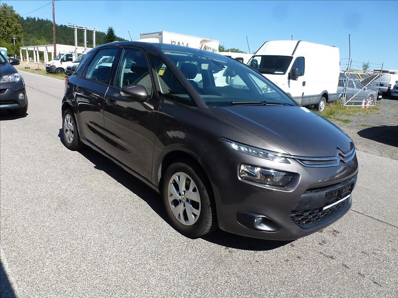 Citroën C4 Picasso 1,2 PureTech 130 6MAN Turbo  S - fotka 6 z 46