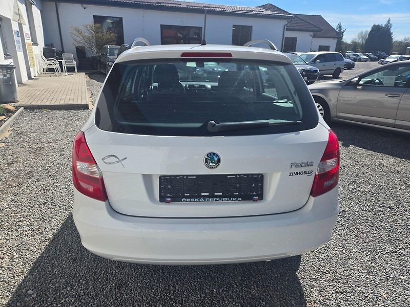 Škoda Fabia (2013) 1.2 i Serviska - fotka 4 z 29