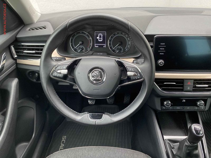 Škoda Scala (2022) 1.5 TSi, 1.maj,ČR, Style - fotka 11 z 19