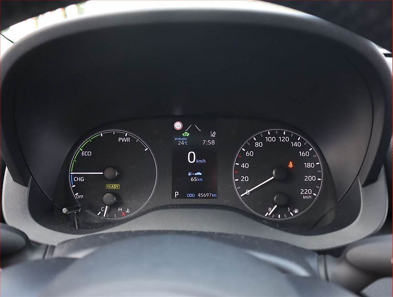 Toyota Yaris (2021) Life 1.5 VVT-i Hybrid, Automat - fotka 11 z 19