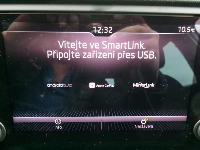 Škoda Octavia (2019) 1,5TSI DSG AC TEMP ČR - fotka 24 z 36