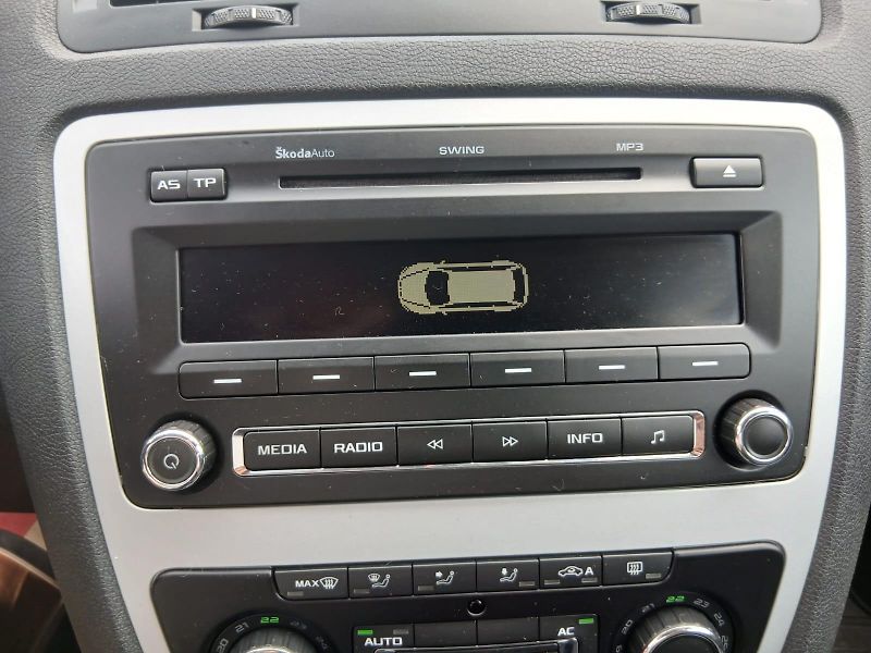Škoda Octavia 1.6 TDI, BEZ KOROZE! - fotka 36 z 43