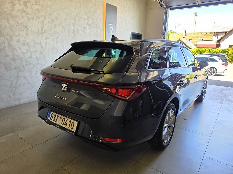 Seat Leon (2024) SP Style 1.5 TSI 115k - fotka 9 z 15