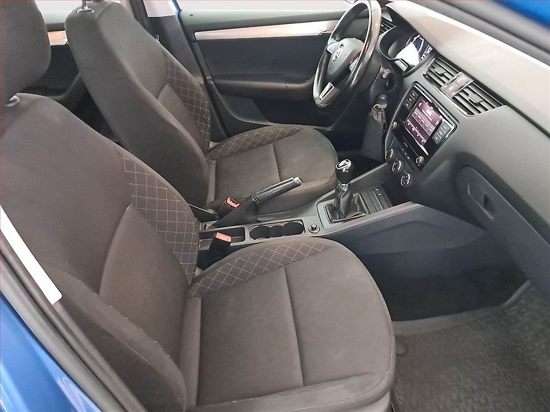 Škoda Octavia (2018) 1.0 TSI, Serv.kniha, Tempomat - fotka 9 z 19