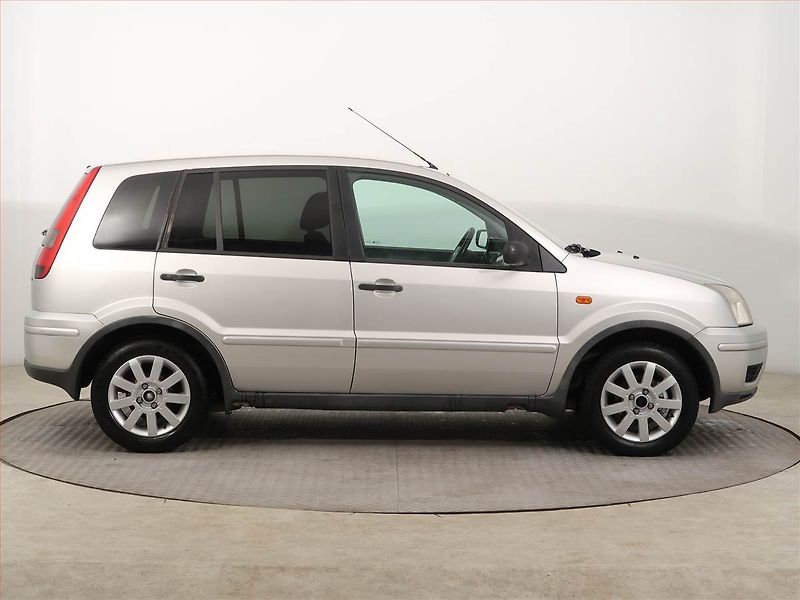 Ford Fusion (2005) 1.4 TDCi, po STK, slušný stav - fotka 6 z 12