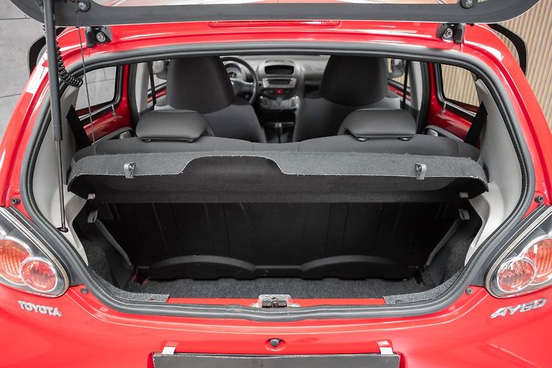 Toyota Aygo 1.0 VVT-i Terra Cool*KLIMA*ČR* - fotka 34 z 36