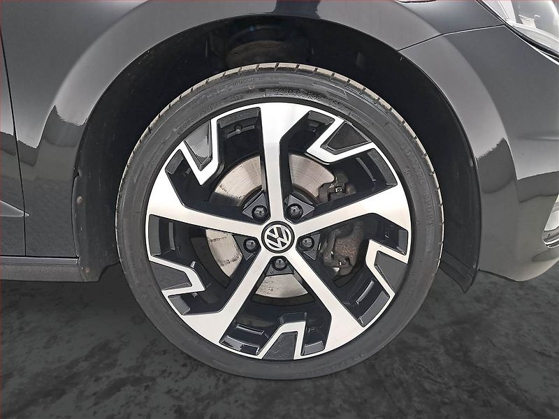 Volkswagen Touran (2017) 1.4 TSI, Navi, Tempomat - fotka 15 z 21
