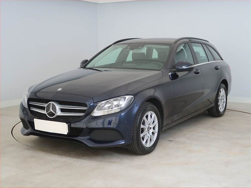 Mercedes-Benz Třídy C (2017) C 200 d, Automat, Serv.kniha - fotka 2 z 17