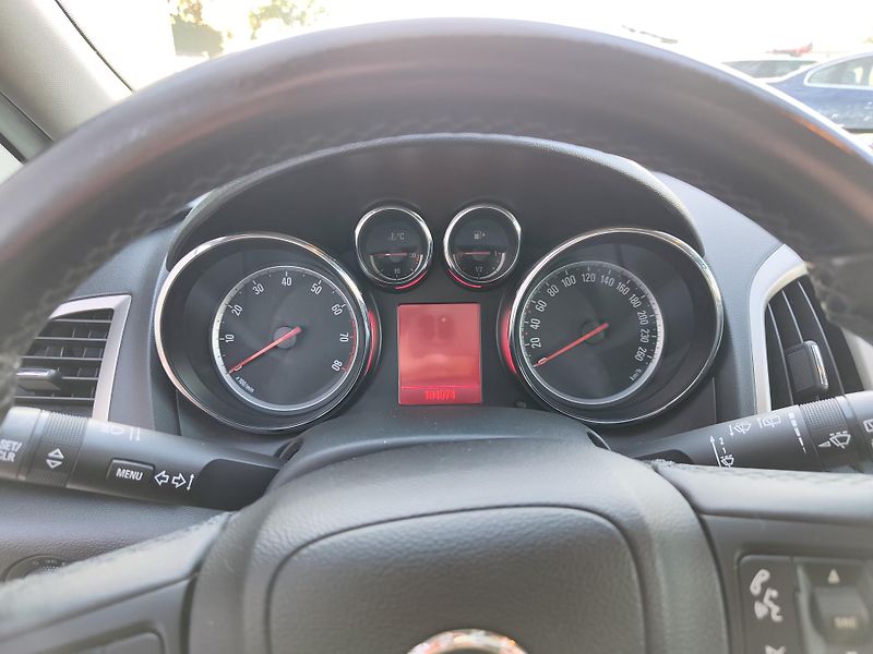 Opel Astra 1.6i  - fotka 10 z 17