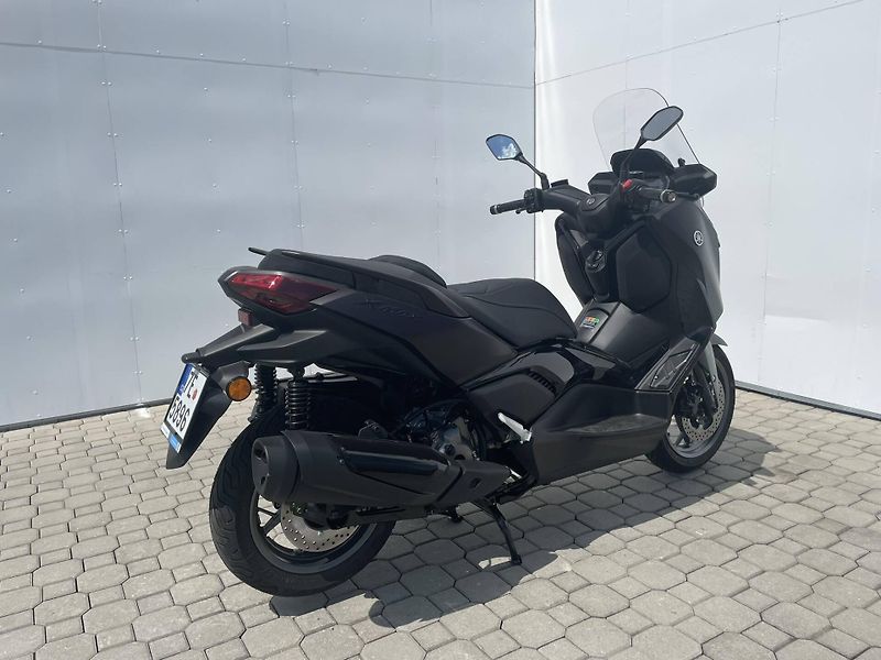 Yamaha (2025) XMAX 300 Tech Max EU5+ - fotka 3 z 10