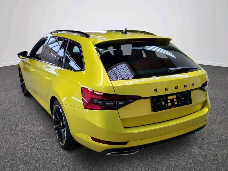 Škoda Superb Combi Sportline 147kw DSG 4x4 - fotka 3 z 14