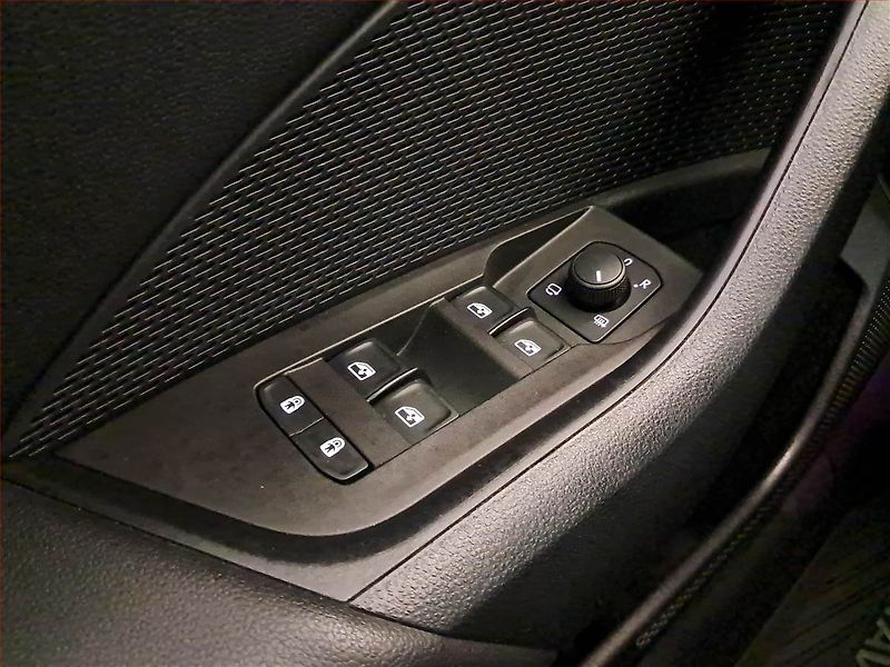 Škoda Octavia (2022) Style 1.4 TSI iV - fotka 18 z 20