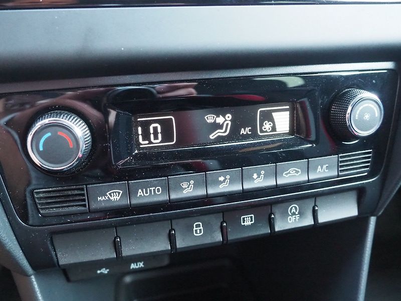 Škoda Rapid (2016) 1.2 TSI, 81 kW, MonteCarlo - fotka 31 z 36