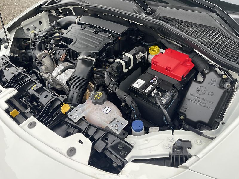 Fiat Tipo 1.0i 74 kW NAVIG-17 ALU-DPH-ČR - fotka 33 z 36