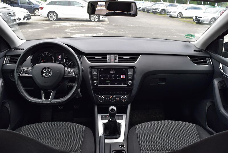 Škoda Octavia (2016) 1.4TSI 110kw AMBITION GREENLIN - fotka 18 z 48