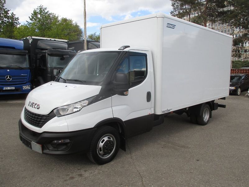 Iveco Daily 35C16, HC, 8 palet - fotka 1 z 17