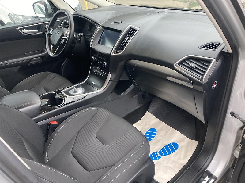 Ford S-MAX (2020) 2.0TDCi 140kW servis Ford - fotka 25 z 28