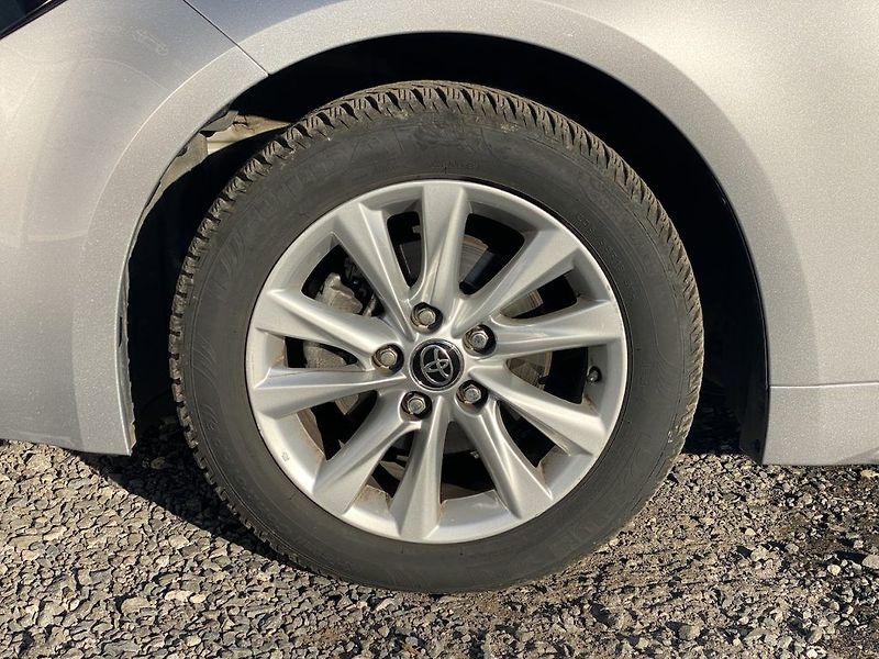 Toyota Corolla 1.8HEV, ČR-1m, ComTech, DPH - fotka 10 z 16