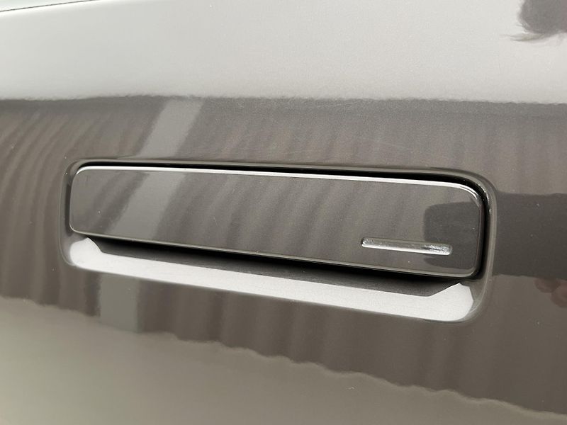 Volvo EX90 AWD TWIN MOTOR RECHARGE 7 MÍST - fotka 15 z 53