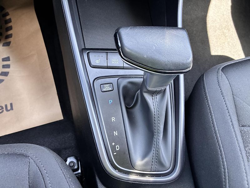 Hyundai Bayon 1.0T-GDi 88kW REZERVACE - fotka 25 z 33