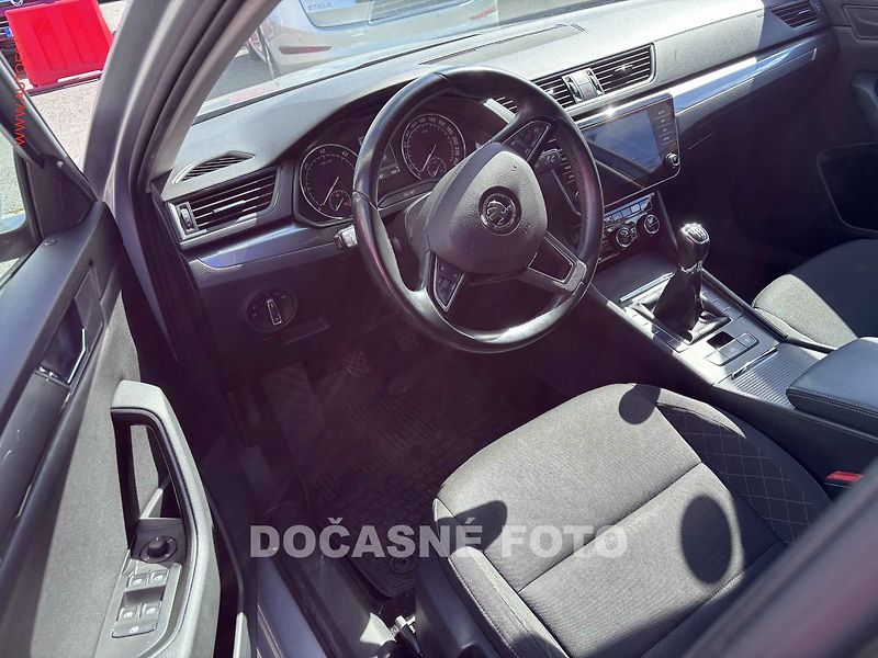 Škoda Superb (2018) 2.0TDi, 2.maj,ČR, autoAC - fotka 3 z 3