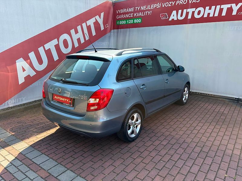 Škoda Fabia 1.6 Elegance Aut., AutoAC, TOP - fotka 8 z 21