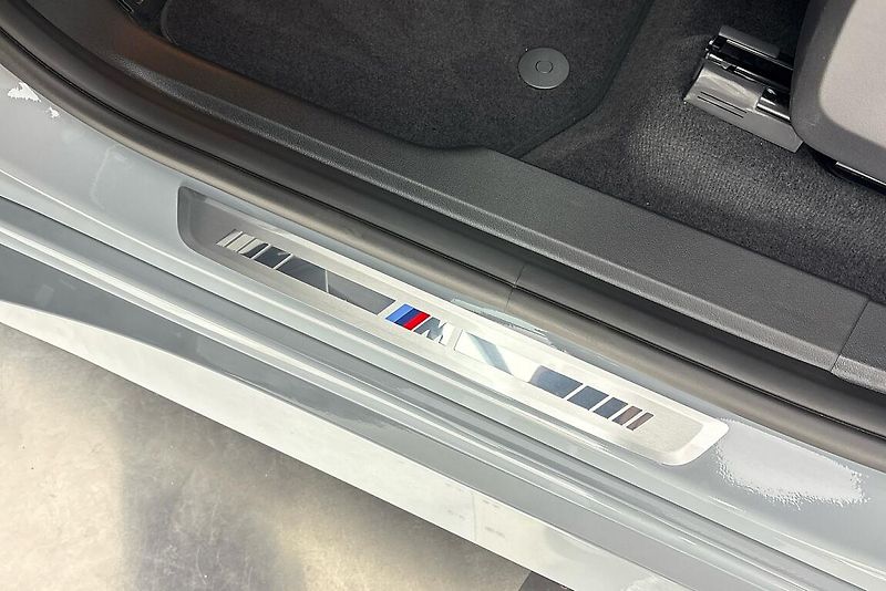 BMW X3 xDrive20d - fotka 12 z 22