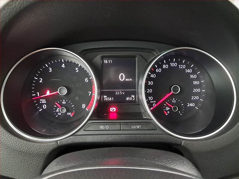 Volkswagen Polo (2017) Comfortline 1.0, Park. senzory - fotka 11 z 16