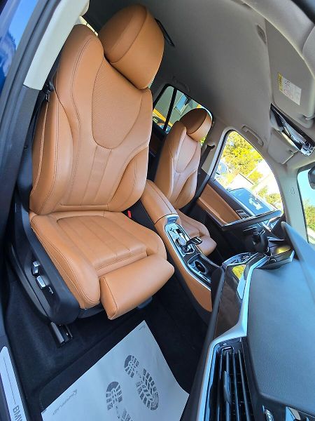 BMW X5 xDrive45e 290kW VIRTUAL KŮŽE - fotka 11 z 40