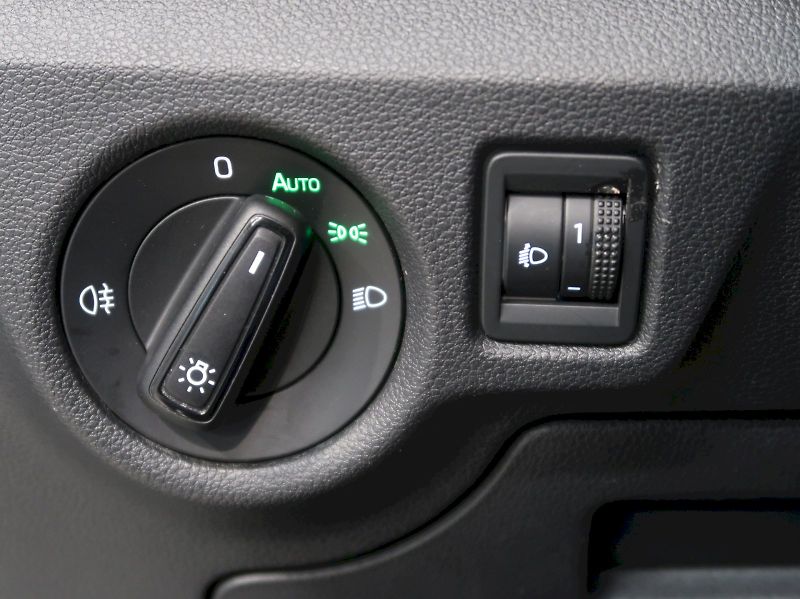 Škoda Kamiq (2022) AMBITION 1.0TSI 81KW - fotka 26 z 32