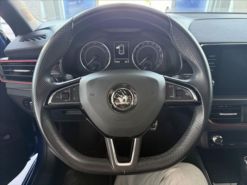 Škoda Scala 1,0   TSI 85kW,SERVISKA,1. MAJ - fotka 13 z 26